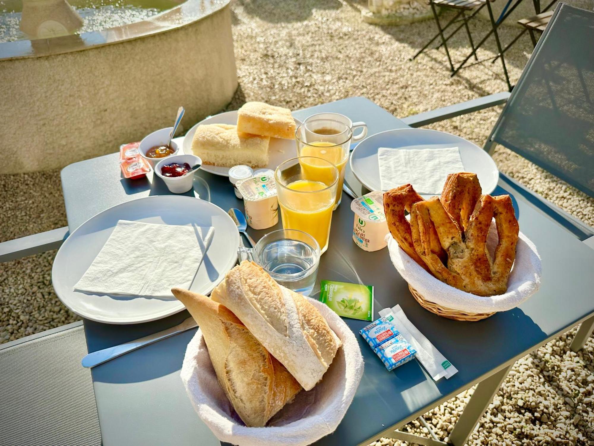 Les Appartements Du Mas - Emeraude Aigues-Mortes Buitenkant foto